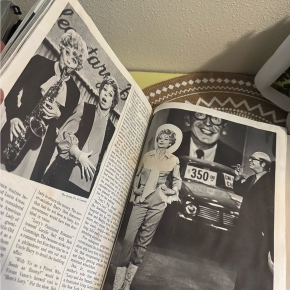 VTG 1980 Loving Lucy Illustrated Tribute Book - Picture 6 of 7